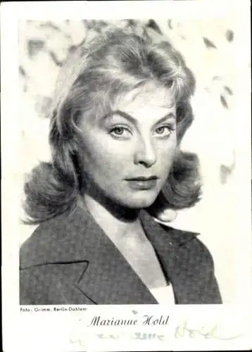 Ak Schauspielerin Marianne Hold, Portrait, Autogramm