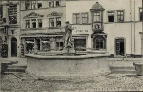 Ak Weimar in Thüringen, Marktbrunnen, Hofapotheke, Modengeschäft J. Leschziner
