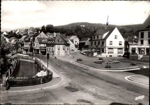 Ak Niederbronn les Bains Bad Niederbronn Elsass Bas Rhin, Rond-Point de l'Hotel de Ville