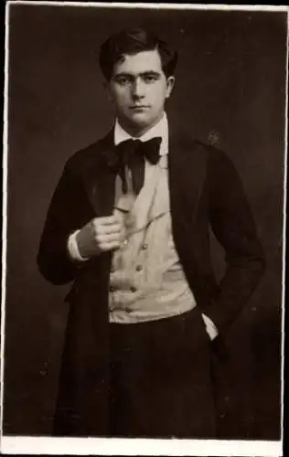 Ak Opernsänger Richard Kubla, Boheme, Portrait