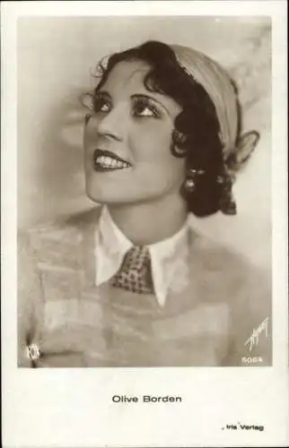 Ak Schauspielerin Olive Borden, Portrait