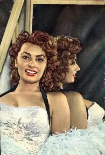 Ak Schauspielerin Sophia Loren, Portrait, UFA