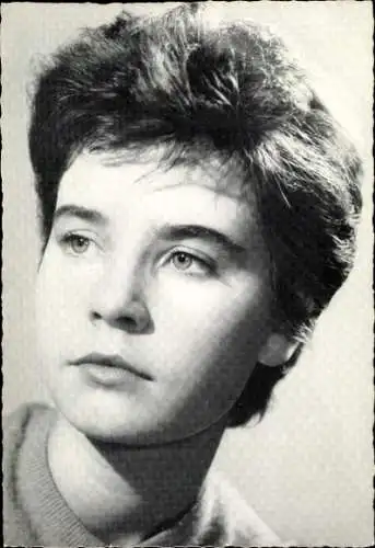 Ak Schauspielerin Coray Collins, Portrait