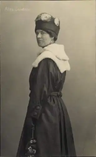 Ak Opernsängerin Aline Sanden, Portrait