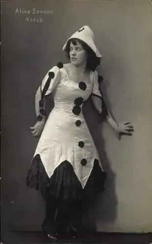 Ak Opernsängerin Aline Sanden, Nedda