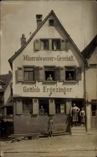 Foto Ak Renningen in Württemberg, Mineralwasser-Geschäft, Gottlob Ergezinger