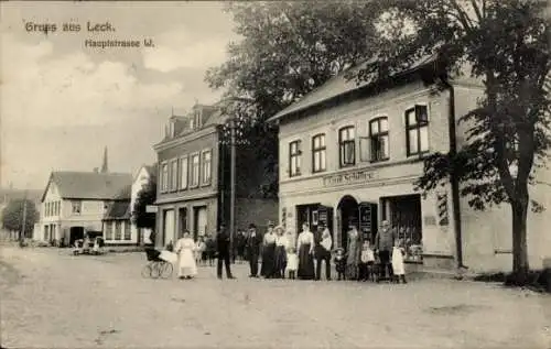 Ak Leck in Nordfriesland, Hauptstraße, Geschäft Emil Schiller, Anwohner