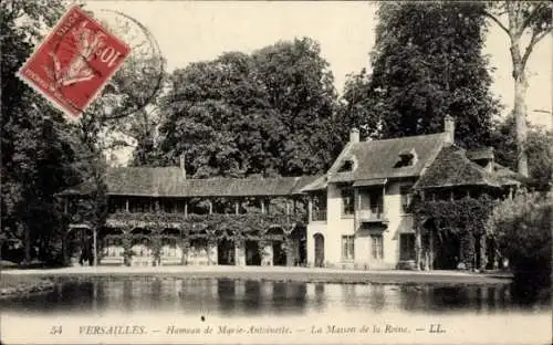 Ak Versailles-Yvelines, Marie-Antoinettes Weiler, Haus der Königin