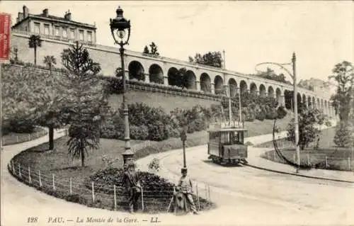 Ak Pau Pyrénées-Atlantiques, La Montee de la Gare