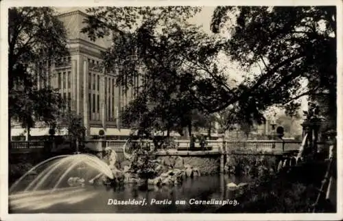 Ak Düsseldorf am Rhein, Corneliusplatz, Springbrunnen