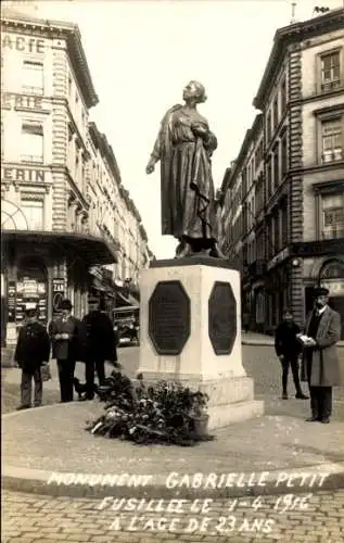 Ak Bruxelles Brüssel, Denkmal Gabrielle Petit