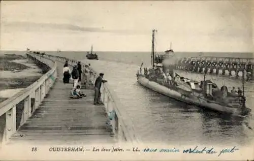 Ak Ouistreham Riva Bella Calvados, Les deux Piers