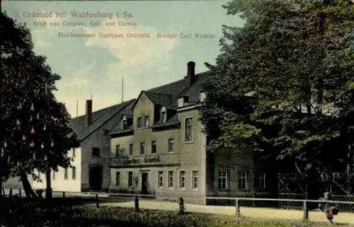 Ak Grünfeld Waldenburg in Sachsen, Blick auf Etablissement Gasthaus Grünfeld