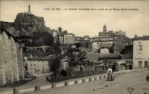 Ak Le Puy en Velay Haute Loire, Rocher Corneille, Vue prise de la Place Saint Laurent