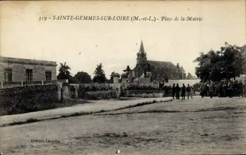 Ak Sainte Gemmes sur Loire Maine et Loire, Place de la Mairie