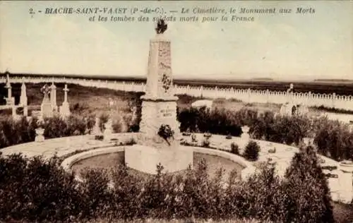 Ak Biache Saint Vaast Pas de Calais, Friedhof, Monument aux Morts, Tombes des soldates morts