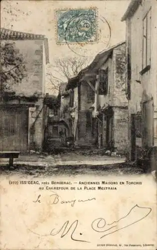 Ak Issigeac Dordogne, Anciennes Maisons en Torchis au Carrefour de la Place Mestraia