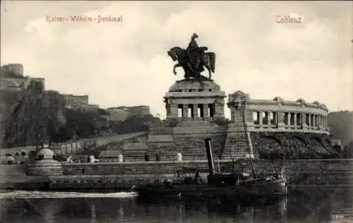 Ak Koblenz am Rhein,, Kaiser Wilhelm Reiterdenkmal am Deutschen Eck, Dampfer Postillon
