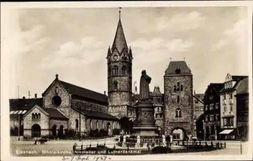 Ak Eisenach Thüringen, Nikolaikirche, Nikolaitor und Lutherdenkmal