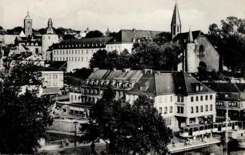 Ak Siegen in Westfalen, Siegbrücke, Unteres Schloss, Martinikirche