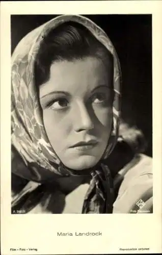 Ak Schauspielerin Maria Landrock, Portrait mit Kopftuch, Film Foto Verlag A 3461/1, UfA