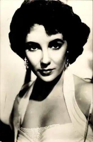 Ak Schauspielerin Elizabeth Taylor, Portrait