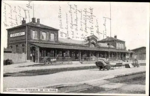 Ak Chauny Aisne, Innenraum der Station