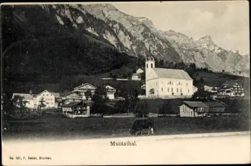 Ak Muotathal Kanton Schwyz, Gesamtansicht, Kirche