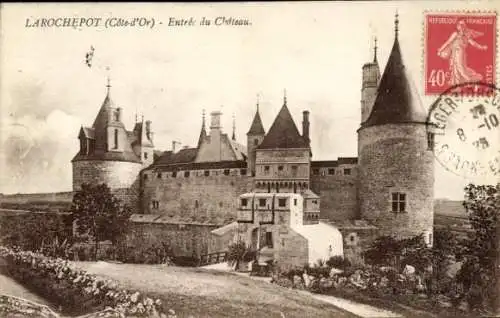 Ak La Rochepot Cote d’Or, Eingang zum Schloss