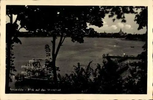 Ak Arnswalde Ostbrandenburg, Durchblick zum Strandbad