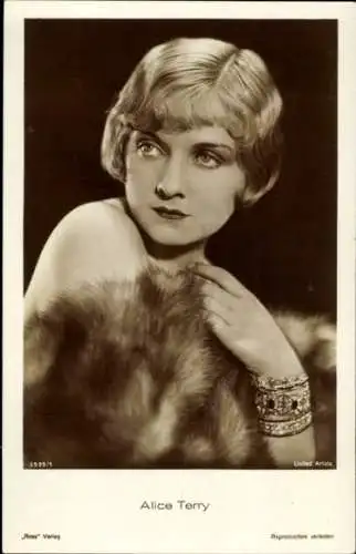 Ak Schauspielerin Alice Terry, Portrait