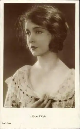 Ak Schauspielerin Lillian Gish, Portrait