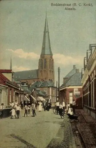 Ak Almelo Overijssel Niederlande, Boddenstraße, Kirche