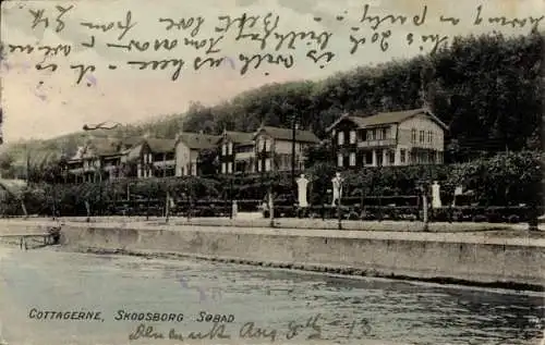 Ak Skodsborg Dänemark, Seebad, Häuser am Ufer