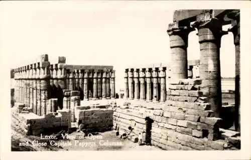 Ak Luxor Ägypten, Open and Close Capitals Papyrus Columns