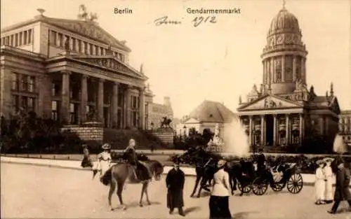 Ak Berlin, Gendarmenmarkt, Kutsche