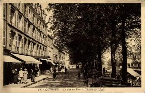 Ak Quimper Finistère, Rue du Parc, Hotel de l'Epee, Geschäfte, Passanten