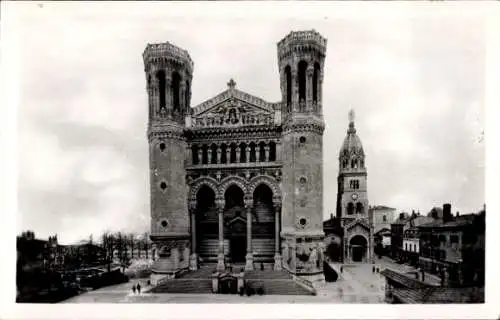 Ak Lyon Rhône, Basilique de Fourviere et Ancienne Chapelle