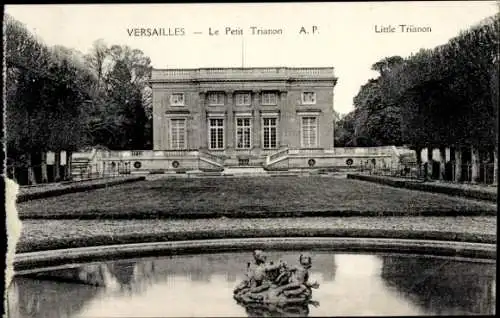 Ak Versailles Yvelines, LE Petit Trianon