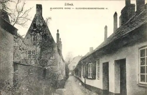 Ak Lübeck in Schleswig Holstein, Glandorps Gang, Glockengießer Straße 41