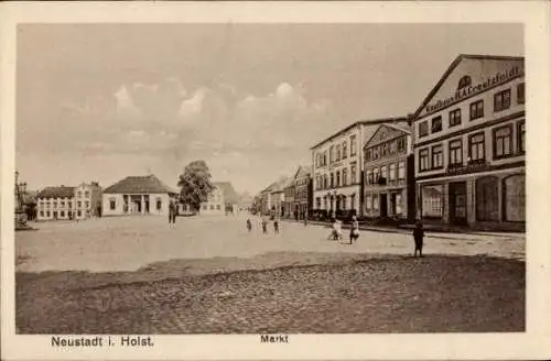 Ak Neustadt in Holstein, Markt, Kaufhaus Creutzfeldt