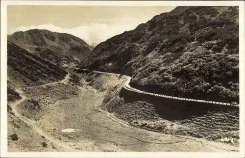 Foto Ak Vorarlberg Österreich, Landschaft, Passstraße