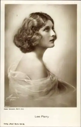 Ak Schauspielerin Lee Parry, Portrait