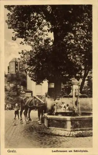 Ak Greiz im Vogtland, Laufbrunnen am Schlossplatz