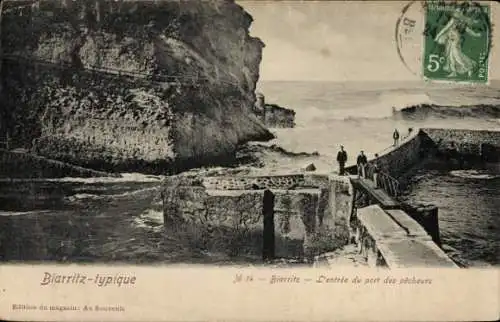 Ak Biarritz Pyrénées Atlantiques, Eingang zum Fischerhafen