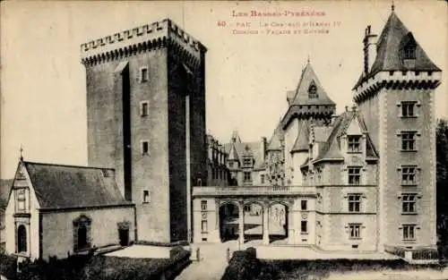 Ak Pau Pyrénées-Atlantiques, Schloss Henri IV, Bergfried, Fassade und Eingang