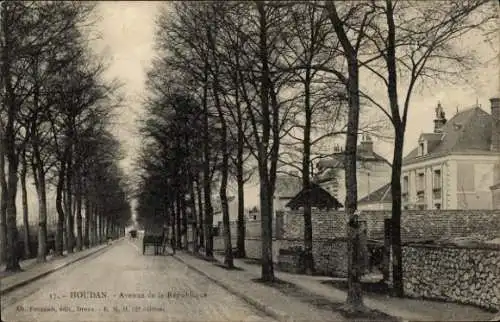 Ak Houdan Yvelines, Avenue de la République