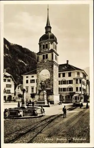 Ak Altdorf Kt. Uri Schweiz, Dorfplatz mit Tell Denkmal