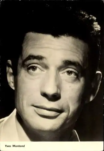 Ak Schauspieler Yves Montand, Lohn der Angst, Die Hexen von Salem, Portrait, Progress Starfoto