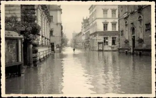 Ak Greiz im Vogtland, Bahnhofstraße, Hochwasser 1954